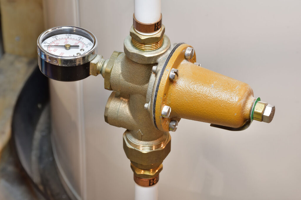 Water pressure regulator installation in Pico Rivera